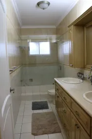Deluxe Property in Cariari - Image 4