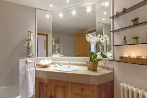 Ferienwohnung mit Pool und eigenem Garten - Image 2