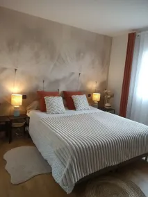 Maison Plain Pied Avec Grand Jardin Paysager - Image 3