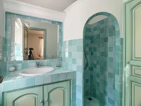Luxury villa in a residential area with private pool overlooking the golf course - Image 5
