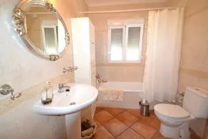 Villa „Casa Papa“ mit privatem Pool, Terrasse und WLAN - Image 3