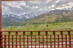 Deluxe Room with Mountain View - Parking, Wi-fi - Image 5
