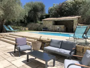Superb house with heated pool in a beautiful garden - Image 2