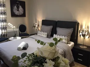 4★ group gîte, ideal for families and groups of friends - Image 2