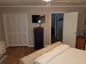 Dog Friendly Moonfall Cottage Gatlinburg  - Image 5