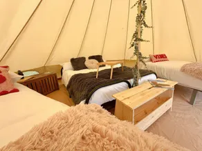 Dove Lodge - Peak District Cabin - Image 3