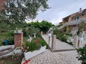 Apartments Gordana - One Bedroom Apartment with Terrace - Image 3