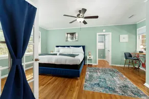 Eden Oasis ~ Hot Tub, Swimming Pool, 2 King Suites, Kids Rooms, PS4, Ping Pong - Image 4