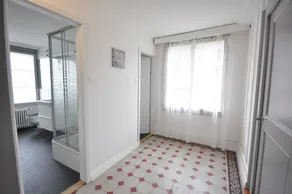 Rinnovata di recente 4 camere da letto. 3 minuti a Interlaken.  12 posti letto. Balcone - Image 2