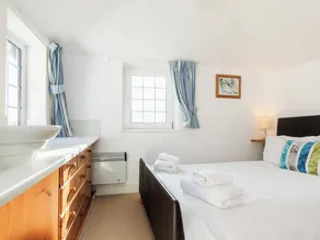 7 Schlafzimmer Unterkunft in West Pentire - Image 4