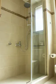 12 Keys Athens Apartments - Image 4