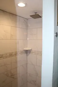 Snead Dr. Beautiful Lake View Vacation Pool Home - Image 3