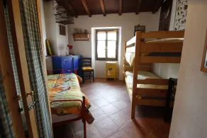 Casa Vacanze a Stazzema con 2 camere da letto e 5 posti letto - Image 5