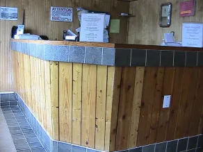 Shore Point Motel - Image 2