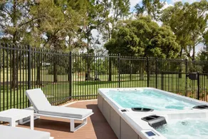 Plumes a CH Boutique Hotel & Apartments, an Ascend Collection Hotel - Image 2