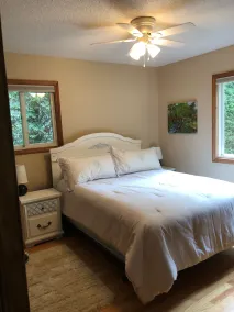Ultimate Vacation Cottage with 6 passenger golf cart available for small fee! - Image 4