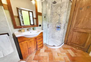 Cottage indépendant très privé avec piscine privée chauffée à l'énergie solaire - Image 2