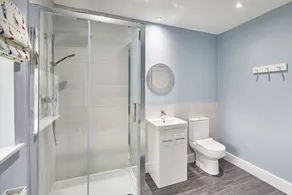 Host & Stay - Kenmore - Image 2