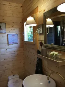 Eine romantische Hütte in einem herrlichen Garten - Image 3