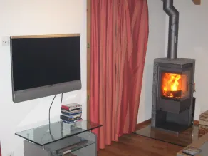 Homely and Sunny 3 Bedrooms Chalet to Enjoy Vacation or Work in High Mountains - Image 2