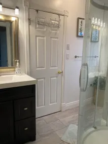 Waterfront Cottage/Hotub/Outdoor Shower/private sand beach/2pet/2-14+guests - Image 4