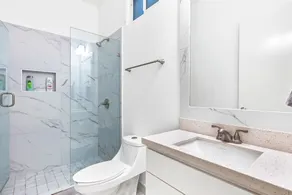 Modern Beauty with Partial Ocean View, Open Concept & Pool - Dog-Friendly - Image 3