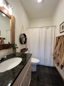 Secluded & Restful!  Modern Cabin-close to South Haven, Fennville, Saugatuck! - Image 5
