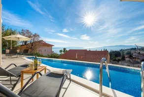 Villa Magic Hill with Pool - Image 2