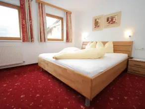 Spacious Apartment in Uderns near Ski Area - Image 4