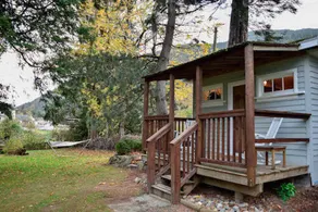 Tiny cottage with kitchenette - Image 5