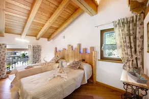 Holiday Apartment \"Cucu - 3\" with Mountain View, Shared Terrace and Barbecue - Image 2