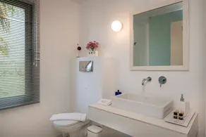 Blue Sea Luxury Villa - Image 5