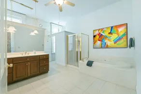 4 Suites, 1 Epic Stay – Sleep 22 in NULU - Image 2