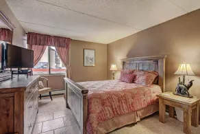 Vs367 Village Sq 1Br 1Ba Condo - Image 5