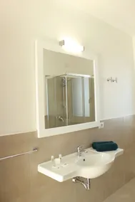 Residence in Pozzo San Nicola - Image 4