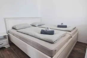 Ferienwohnung Mit Meerblick und Klimaanlage und 100 Meter entfernt zum Strand - Image 5