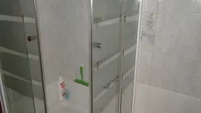 APARTAMENTO T AGRADÁVEL 60m² em MARBELLA 4 PESSOAS E PRAIA 20min a pé - Image 3