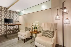 Washington DC | Couples Capital Getaway | Gym + Downtown Stay - Image 3