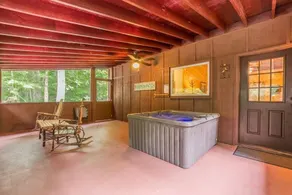 FERN MEADOW |CUSTOM ROCK SHOWER | JETTED TUB | - Image 3