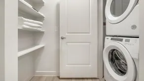 Landing Apartments - South Austin - Image 3