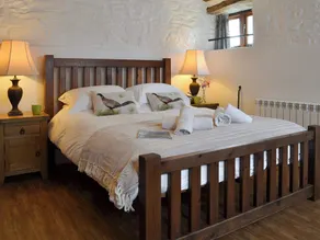 2 bedroom accommodation in Cranford, near Clovelly - Image 5