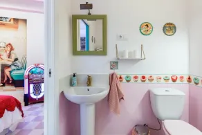 The 50's Suite. Barbie's summer house. Bathtub and jukebox - Image 3