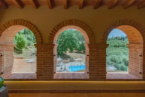 A carefully renovated villa, located about 10 km from the Etruscan coast - Image 5