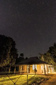 Avalon Farmstay, Restored 1925 farmhouse. 30min Wagga, halfway Syd-Mel - Image 5