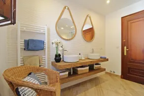 Villa elegante y espaciosa cerca del mar para 8 personas. - Image 2