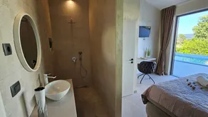 Stylish villa *****, heated pool, 2 km from the sea - Image 4
