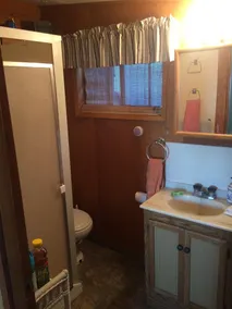 Grand Beach Lakeside Cabin - Image 2