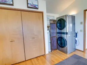 Oceanside Beach Cottage - Ocean view Yachats - Image 2