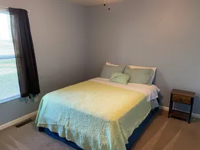 3 Bedroom Home | 15 minutes to Downtown - Image 4