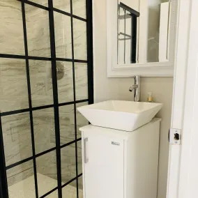 Private Studio, own entry, kitchenette,  full bath. - Image 3